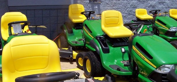 steps on how to start a john deere tractor