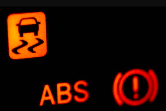 what does the orange light on my dashboard mean and how to troubleshoot it?